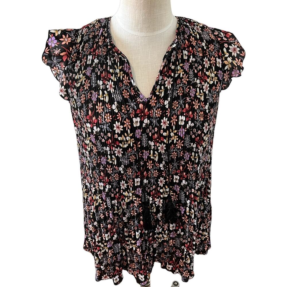 Zac & Rachel Dark Floral Pleated Top